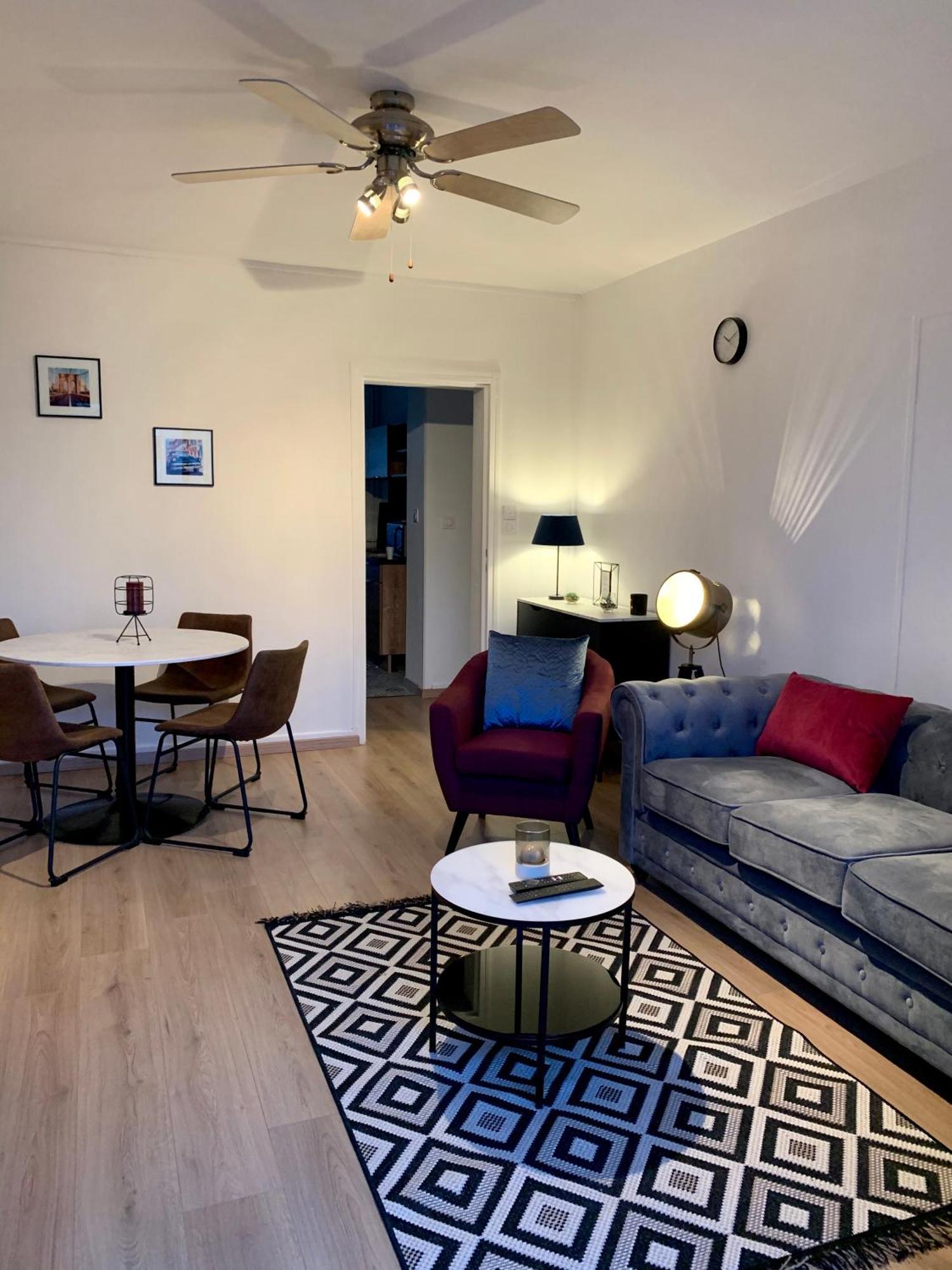 Bel Appartement Renove En Centre Ville ลิมอจส์ ภายนอก รูปภาพ